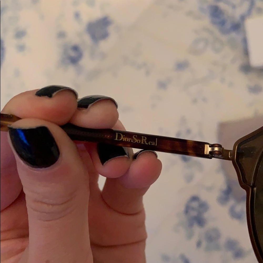 BRAND NEW DIOR sunglasses - Picture 5 of 6